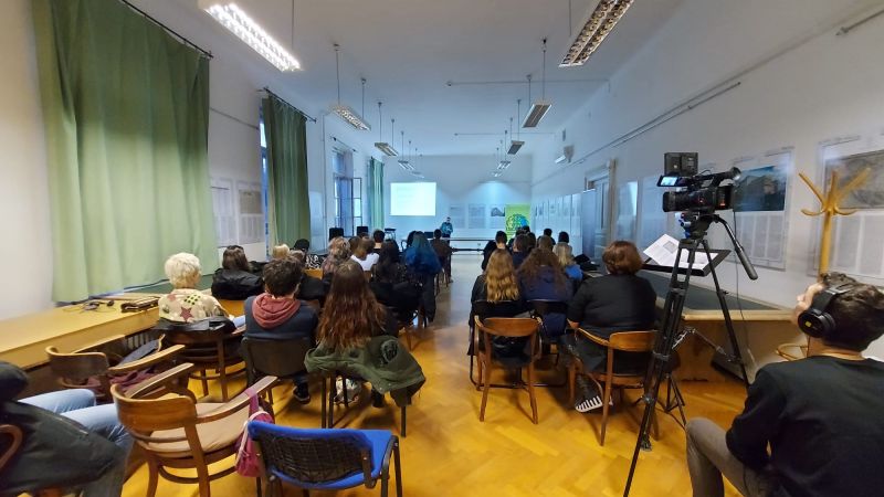 Predavanje Andreje Gregorine -...