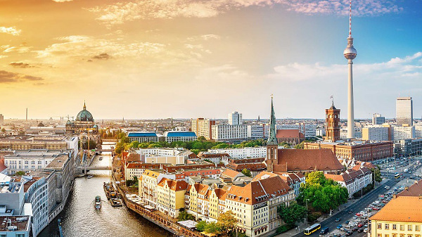 Putuj u Berlin na Euroijadu - navijaj...